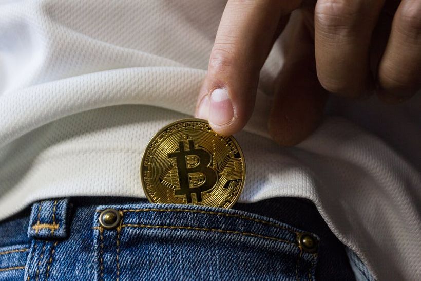 Cryptocurrency Theft Hits Nearly $1 Billion in First Nine Months: Report