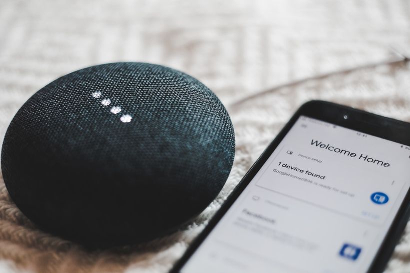Google home-10 IoT Devices that are Smartifying Human Lives