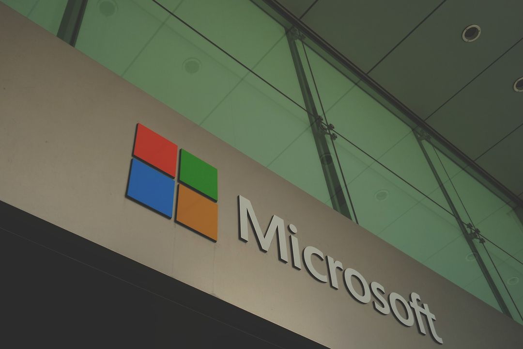 Microsoft to Close Physical Stores, take $450 Million Hit