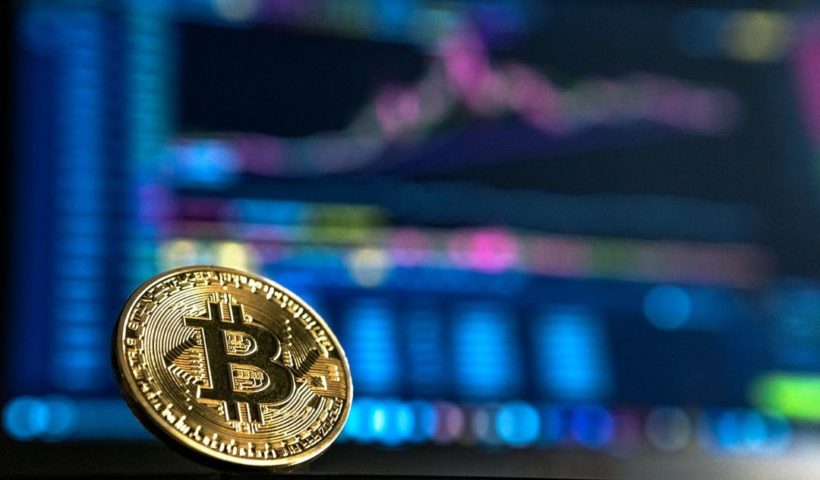 Bitcoin Falls 11.3% to $33,250, Ether Down 16.6%