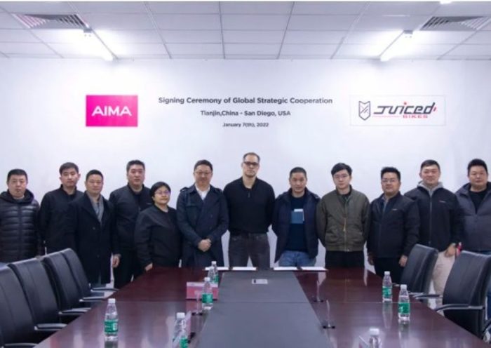 The marketing center of AIMA Technology’s international business unit was where a strategic cooperation agreement with Juiced Bikes was signed in Tianjin, China on January 7, a key step in AIMA Technology’s global expansion plan.